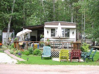 Jell E Bean Campground And Trailers Hotell Wasaga Beach Exteriör bild