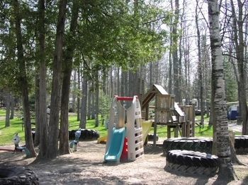 Jell E Bean Campground And Trailers Hotell Wasaga Beach Exteriör bild